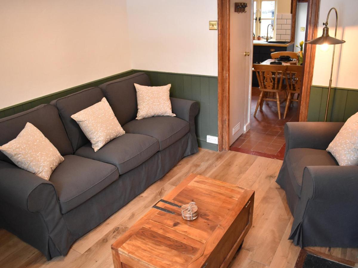 Church View Cottage แอชบอร์น ภายนอก รูปภาพ