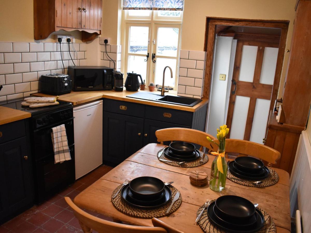 Church View Cottage แอชบอร์น ภายนอก รูปภาพ