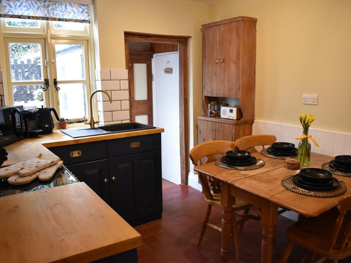 Church View Cottage แอชบอร์น ภายนอก รูปภาพ