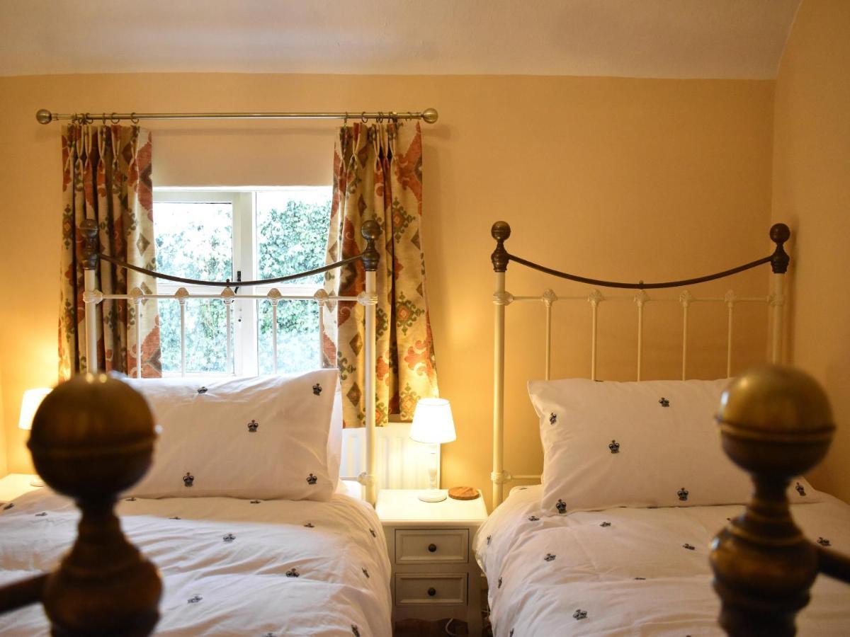 Church View Cottage แอชบอร์น ภายนอก รูปภาพ